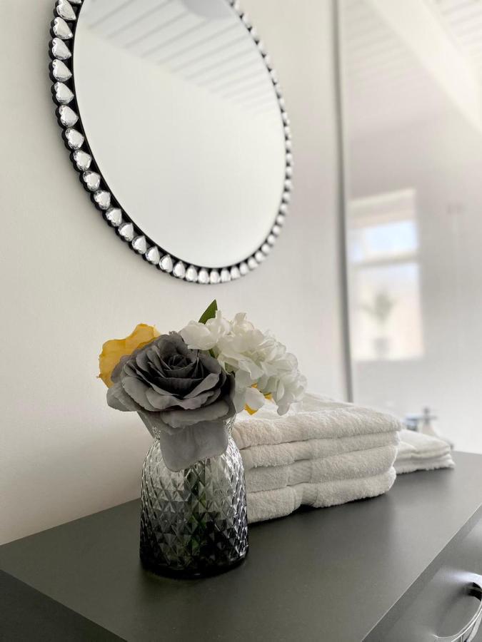Cosy Cheerful 2 Bedrooms Near Piccadilly, Etihad Stadium Sleeps Up To 5 Manchester Exteriér fotografie